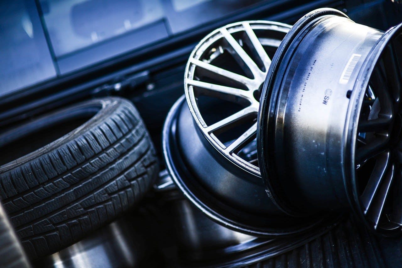 Označení pneumatik: Co znamenají písmena a čísla na pneumatikách?